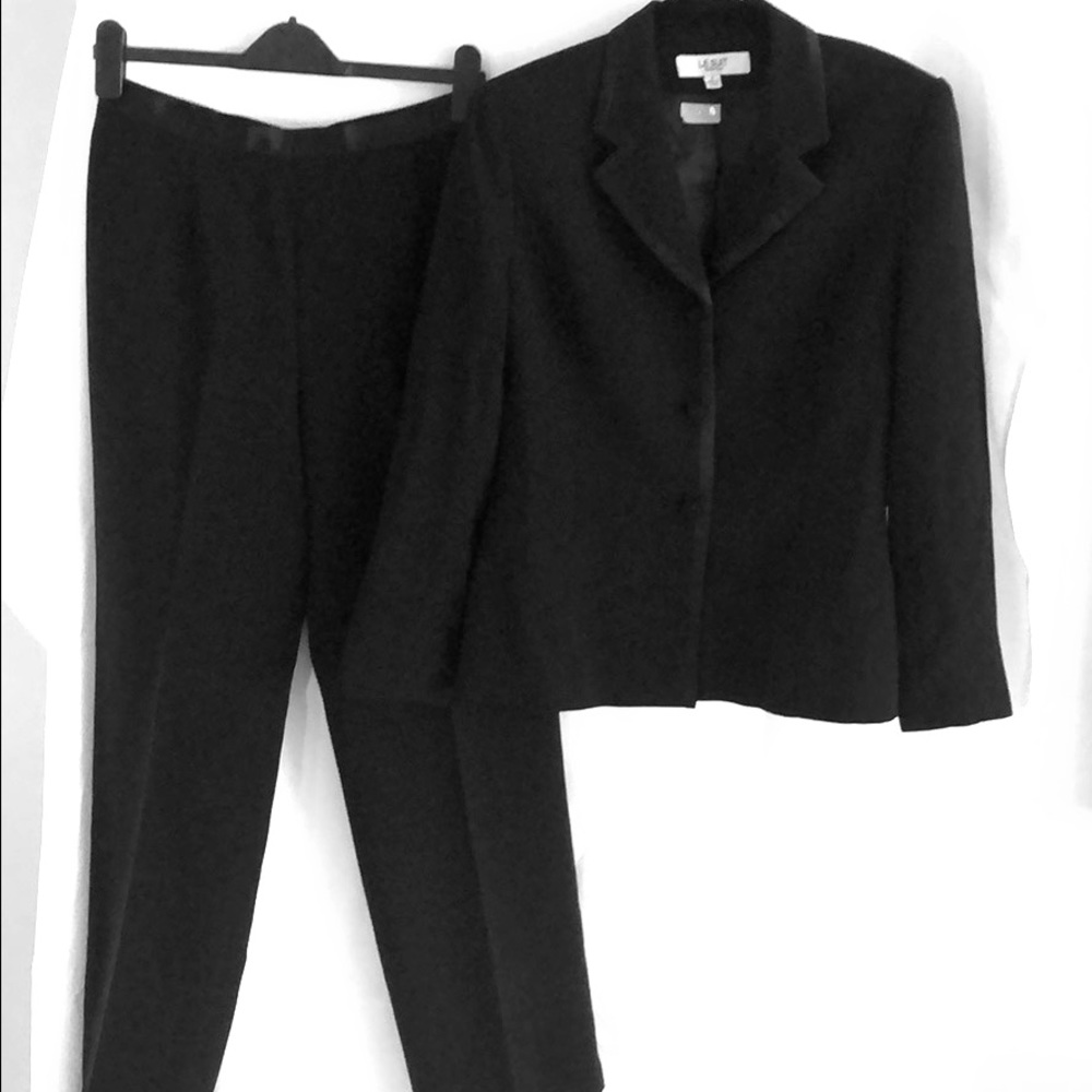 Le Suit Black Suit with Satin Trim